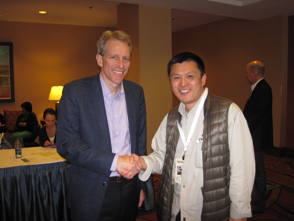 2013-05-04_With_Whitney_Tilson.thumb.JPG.766aa12c7be547e45700f3d4e8ab0648.JPG
